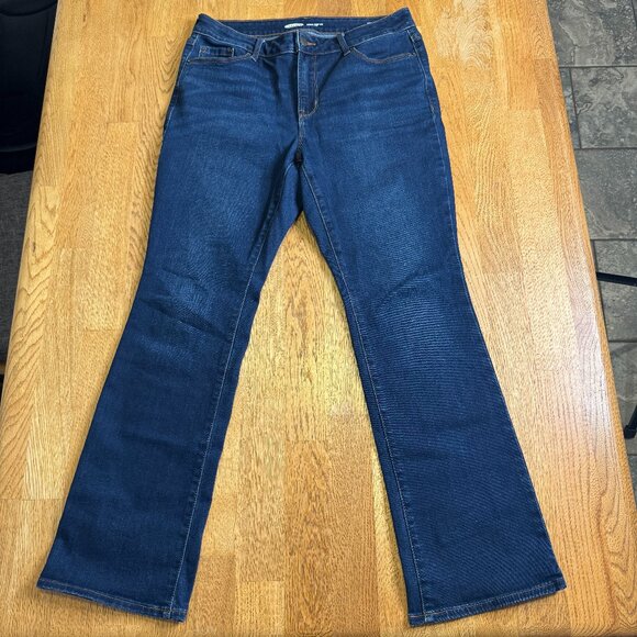 Old Navy Kicker Boot Cut Jeans Dark Wash Size 10 Short - Picture 2 of 13